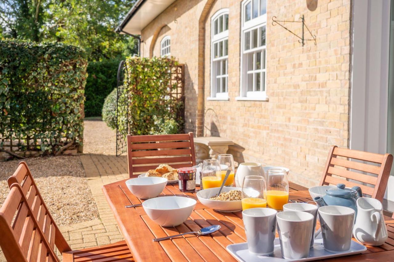 Maltings Lodge Chelsworth Exterior foto