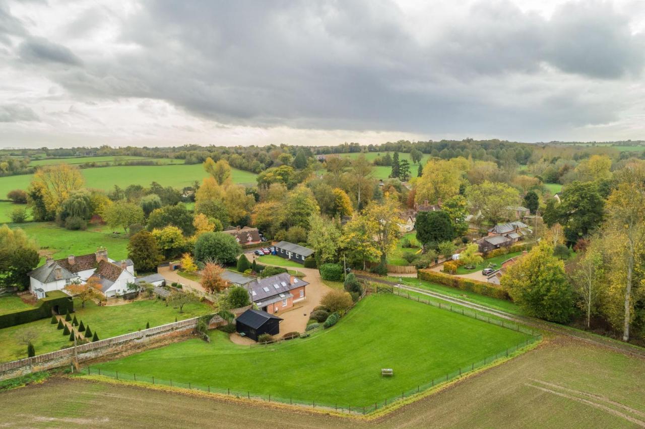 Maltings Lodge Chelsworth Exterior foto